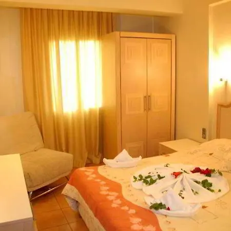 Valley 5* Oludeniz